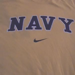 Navy nike t